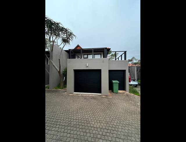 3 BEDROOM TOWNHOUSE TO LET IN ZIMBALI ESTATE